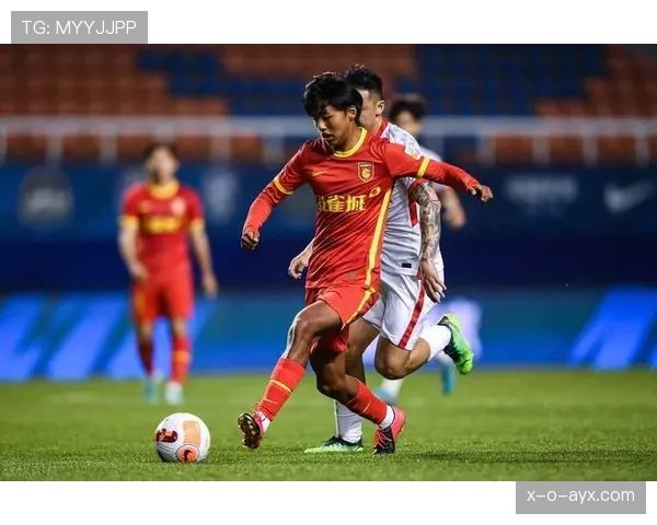 中超球队状态回暖,奋勇争先剑指冠军荣耀 中超球队状态回暖,奋勇争先剑指冠军荣耀