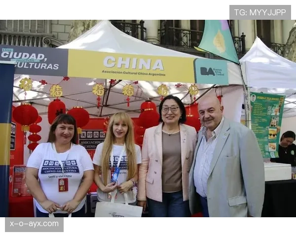 布拉迪斯拉发国际文化节盛大开幕，多元活动吸引游客踊跃参与