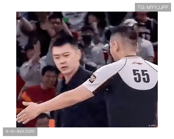 非接触犯规为何也能吹哨?裁判判罚的隐藏逻辑 非接触犯规为何也能吹哨?裁判判罚的隐藏逻辑
